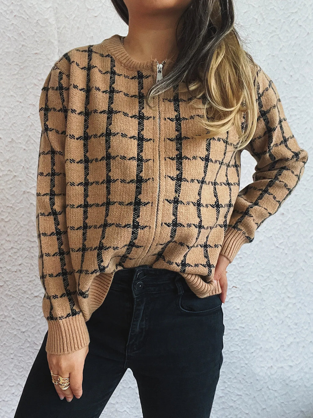 Sarah Express Women's Plaid Pattern Zip Up Cardigan