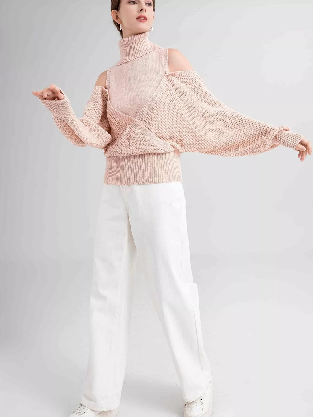 Sarah Express Women's Waffle Knit Cold Shoulder Turtleneck Sweater