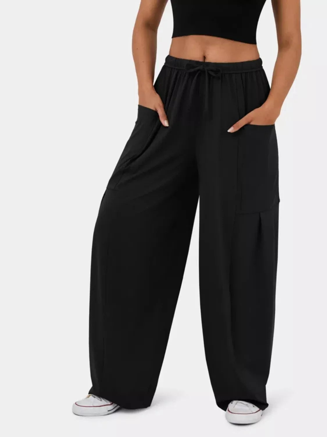 Sarah Express Women's Relaxed Fit Drawstring Pants Black