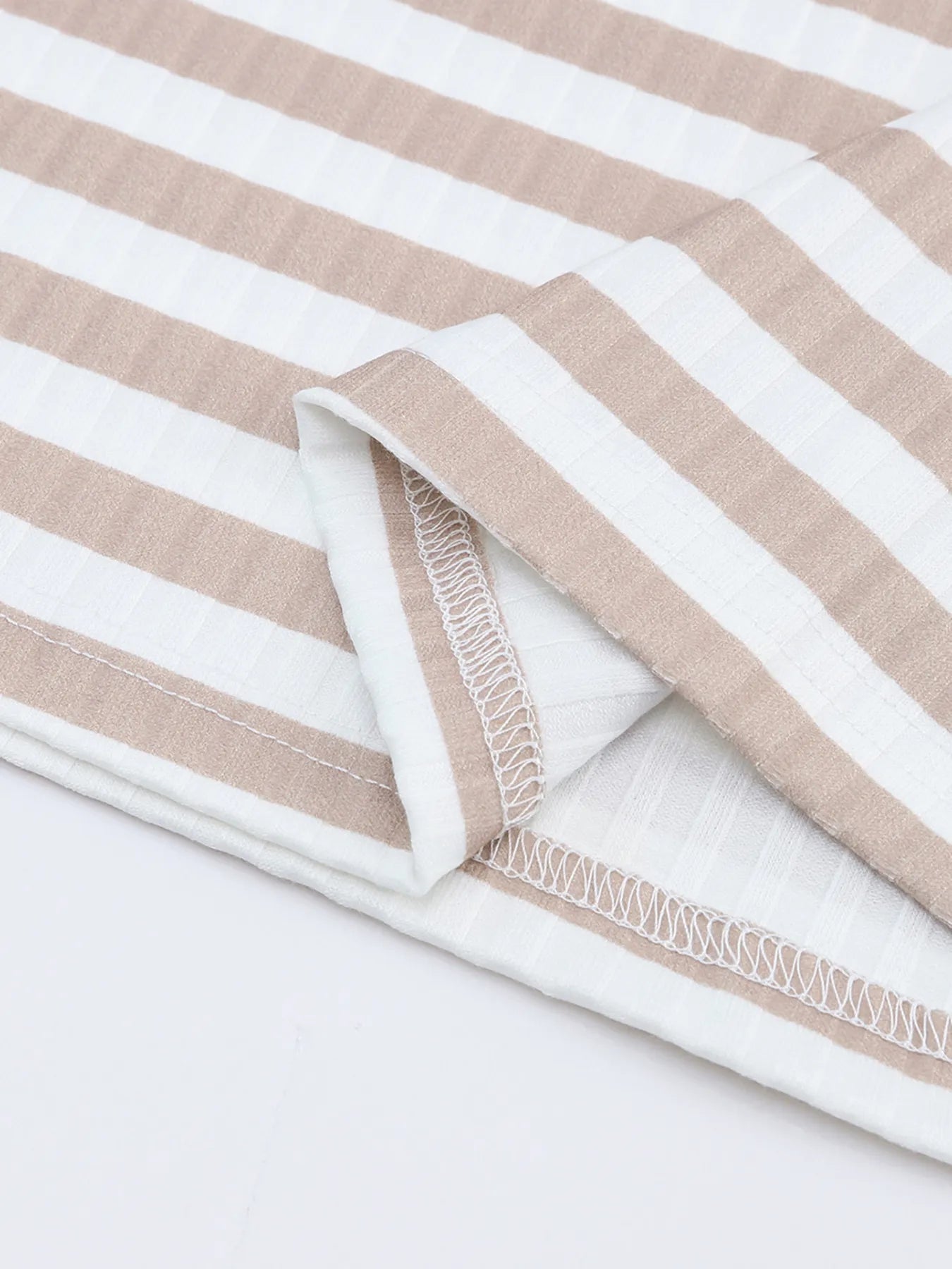 Sarah Express Women's Striped Textured Knit Long Sleeve Tee