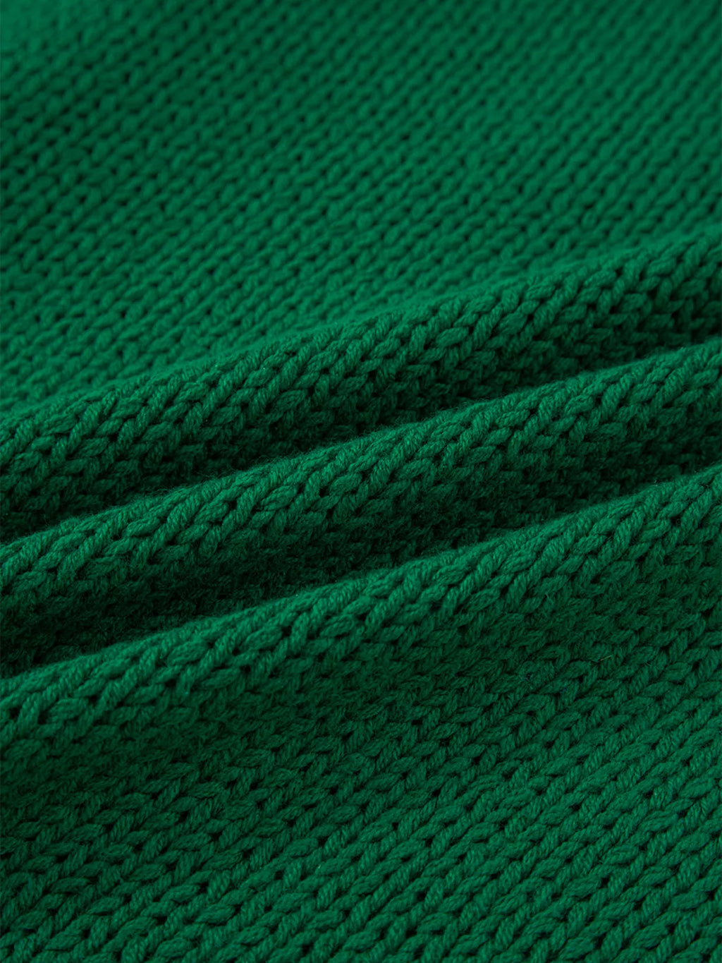 Sarah Express Women's Plaid Bow Graphic Christmas Sweater