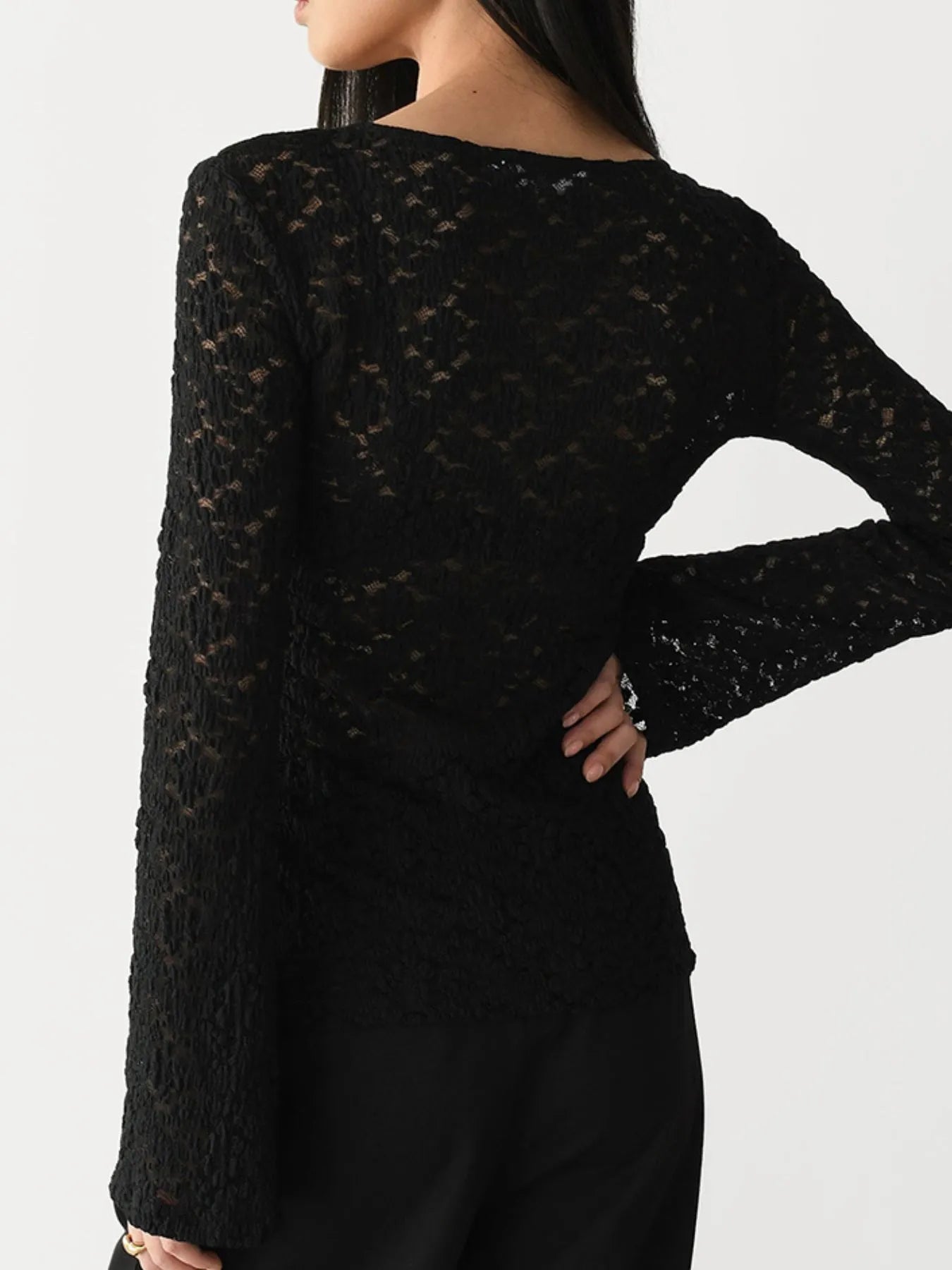 Sarah Express Women's Lace V-Neck Flare Sleeve T-Shirt