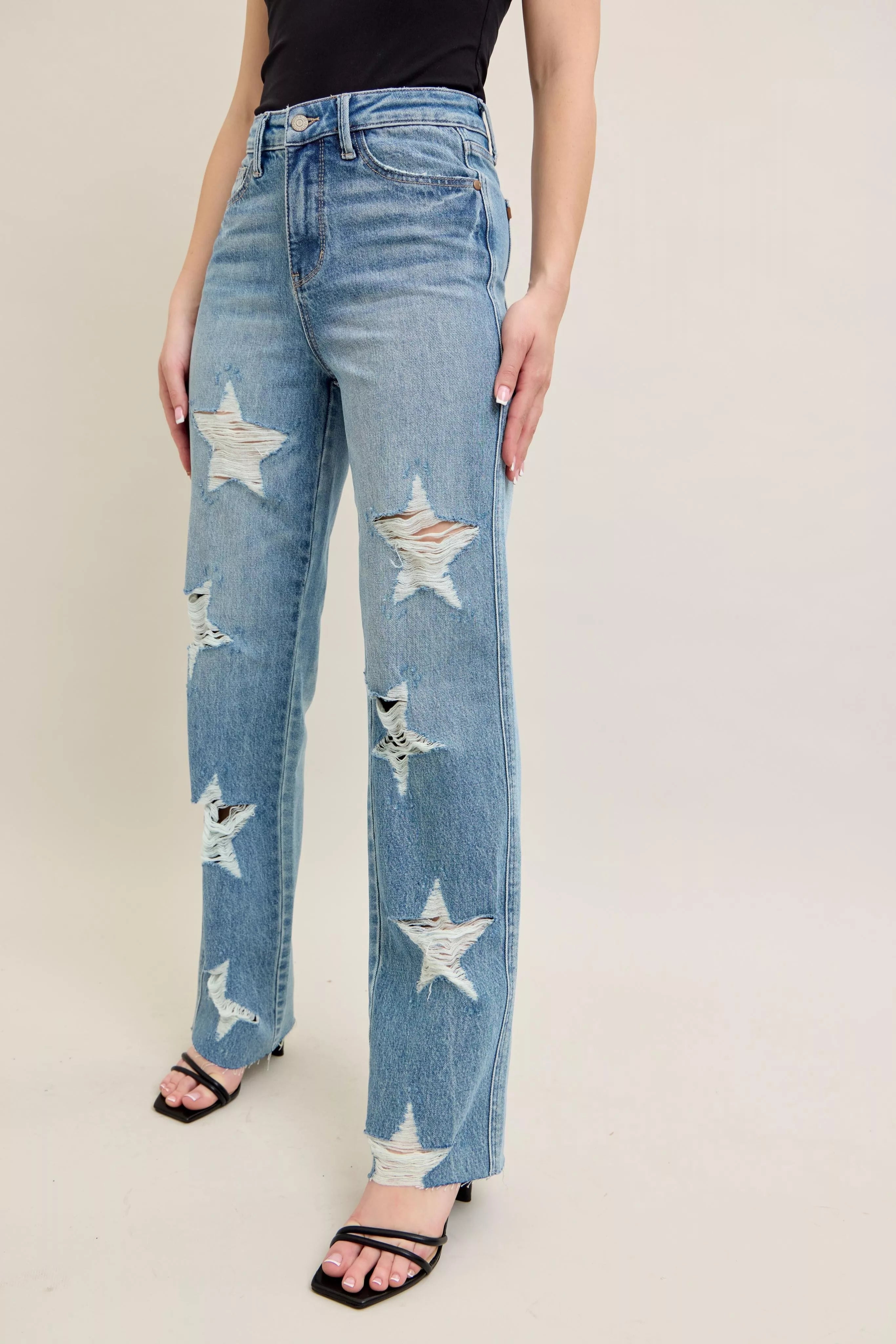 Sarah Express Women’s Plus Size High Rise 90's Straight Jeans with Star Destroy
