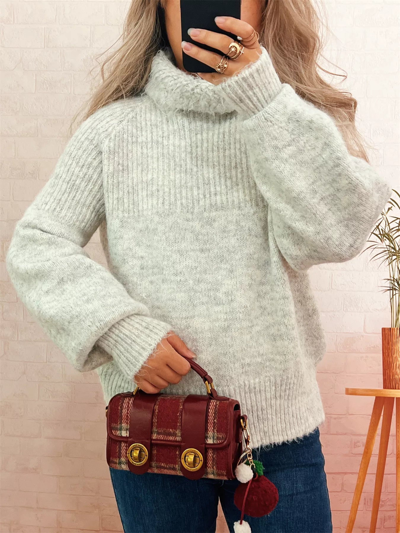 Sarah Express Women's Ribbed Turtleneck Long Sleeve Sweater Light Gray One Size