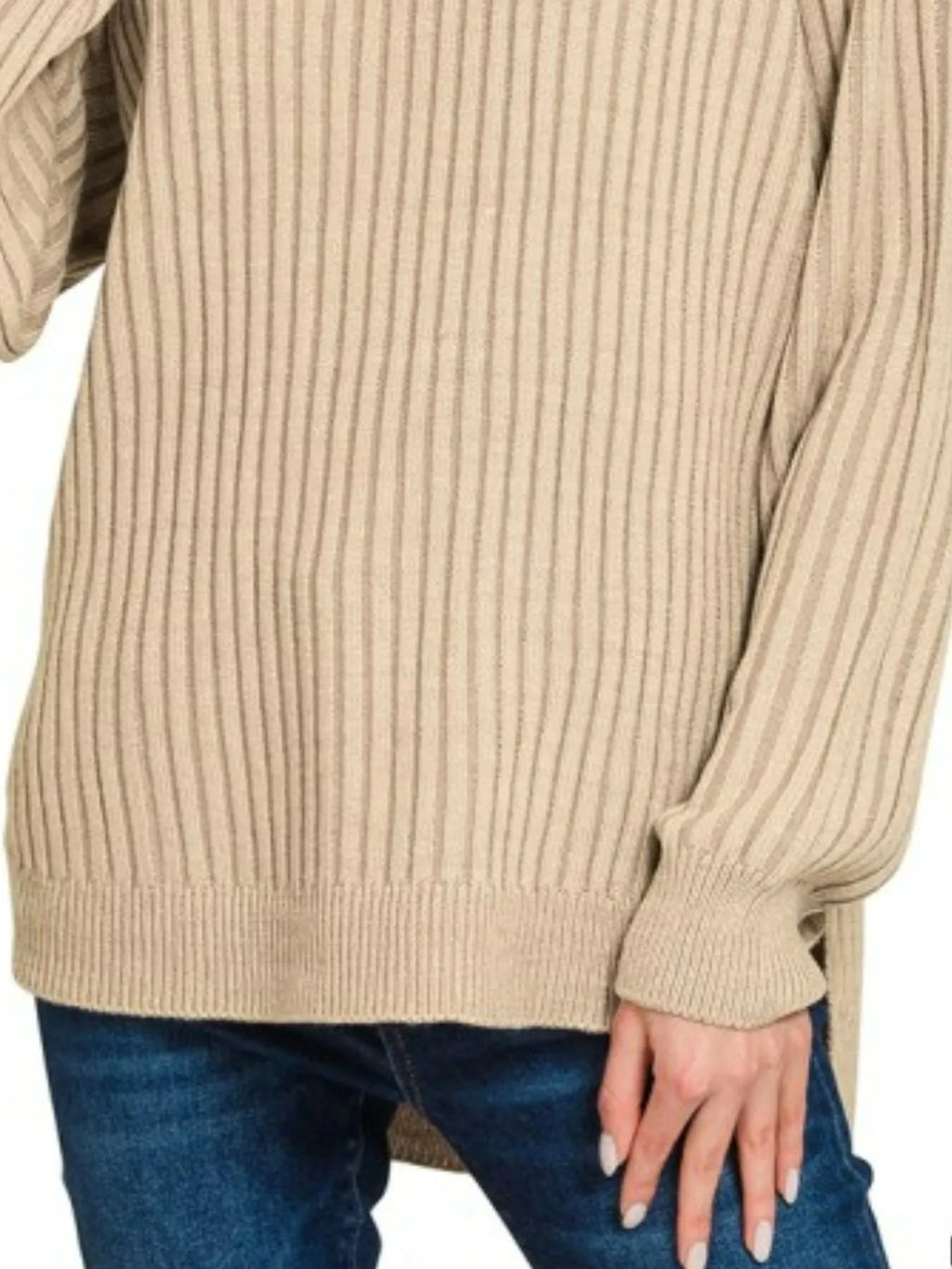 Sarah Express Women’s Oversized Two-Tone Ribbed Sweater with Curved Hem