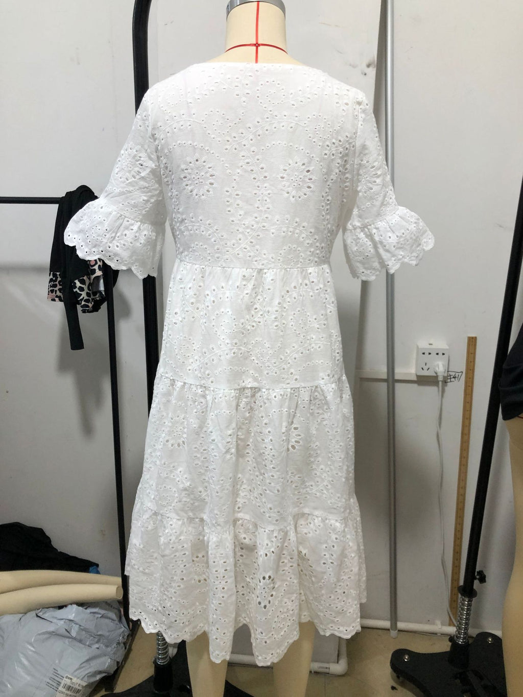 Women's Embroidered Floral Maxi Dress Ruffle Sleeve A-Line White Cotton Blend