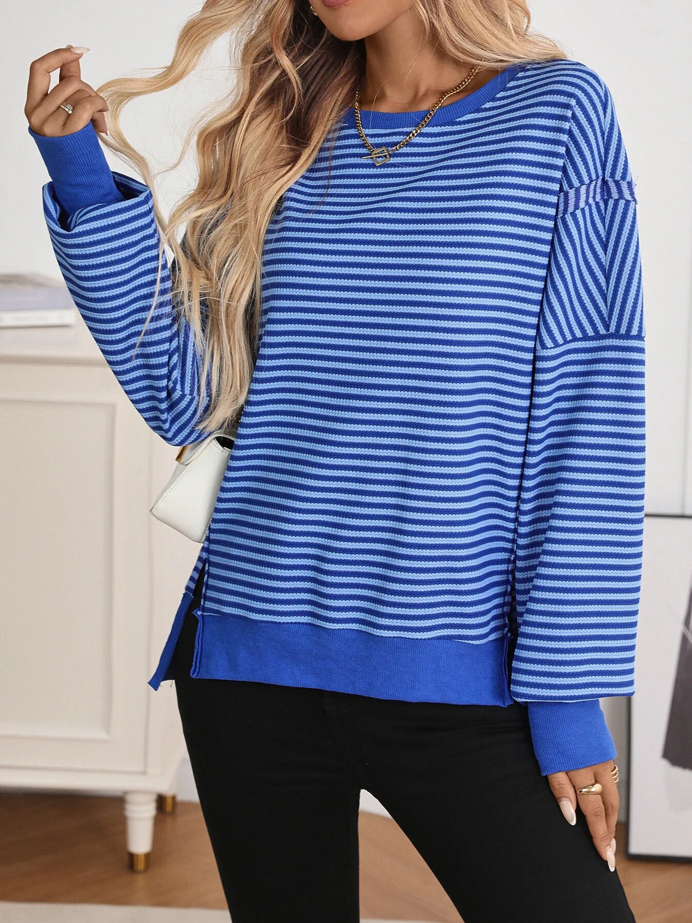 Sarah Express Women's Exposed Seam Striped Contrast Sweatshirt