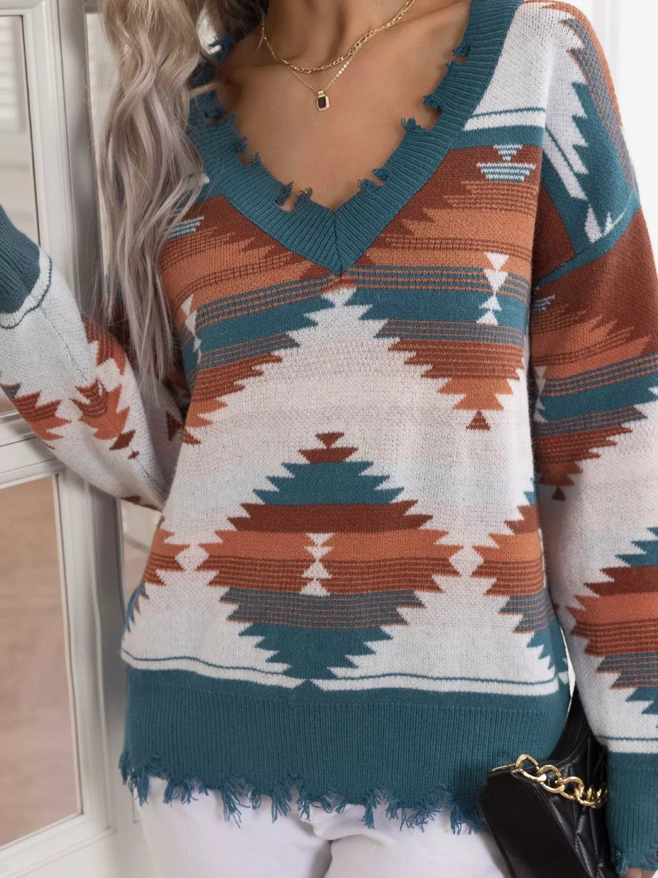 Sarah Express Women's Geometric Frayed Hem V-Neck Long Sleeve Sweater