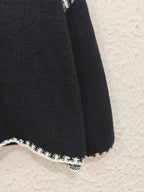 Sarah Express Women's Contrast Trim Oversized Sweater