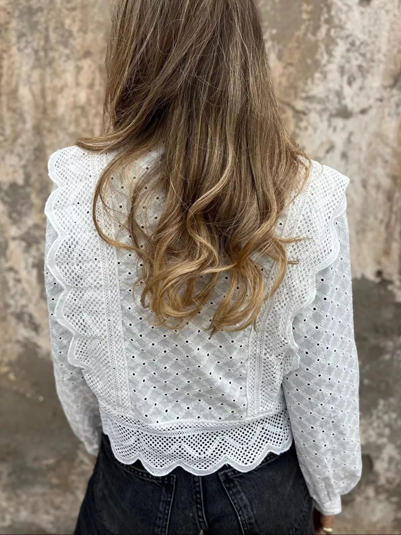 Sarah Express Women's Eyelet Button-Up Shirt with Scalloped Hem