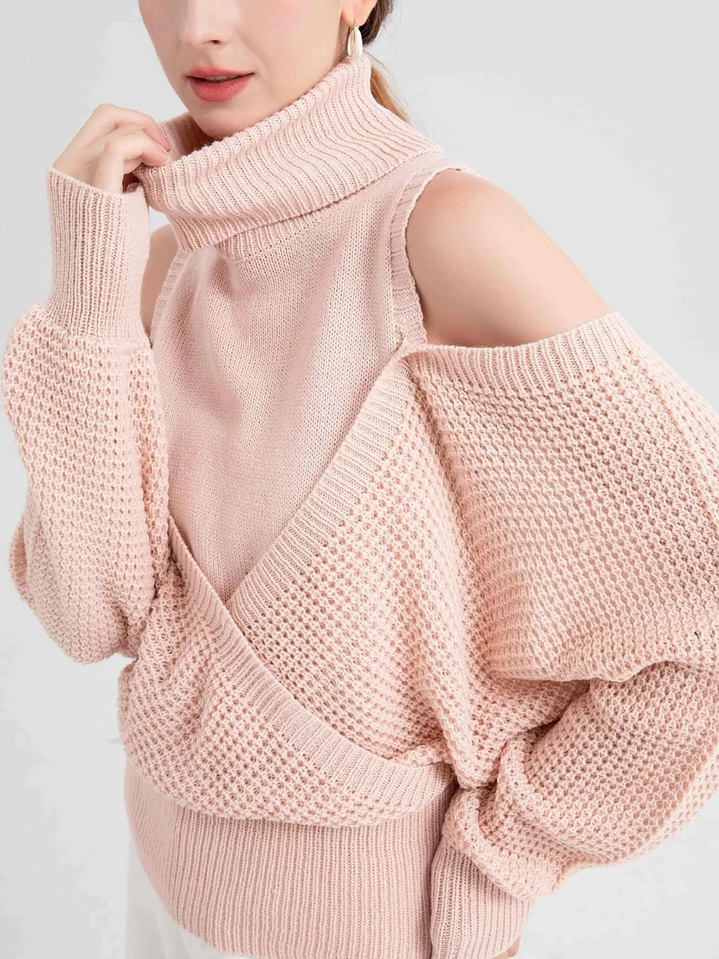 Sarah Express Women's Waffle Knit Cold Shoulder Turtleneck Sweater Pink