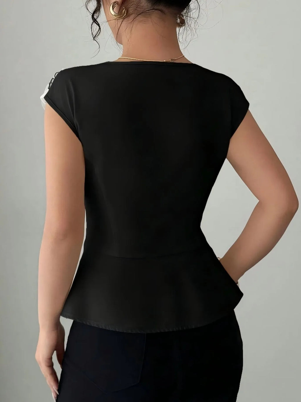 Sarah Express Women's Floral Cap Sleeve Peplum Blouse