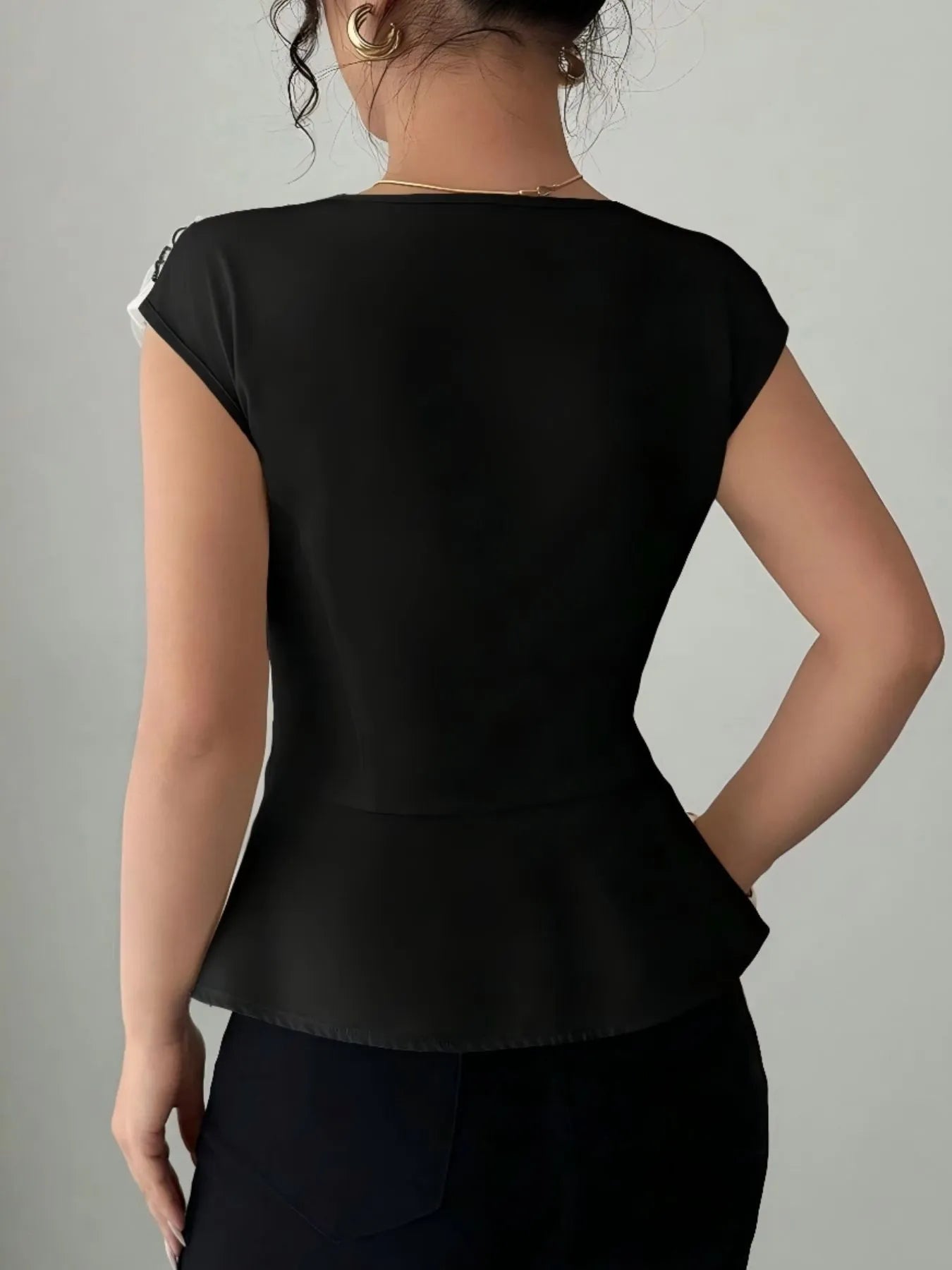 Sarah Express Women's Floral Cap Sleeve Peplum Blouse