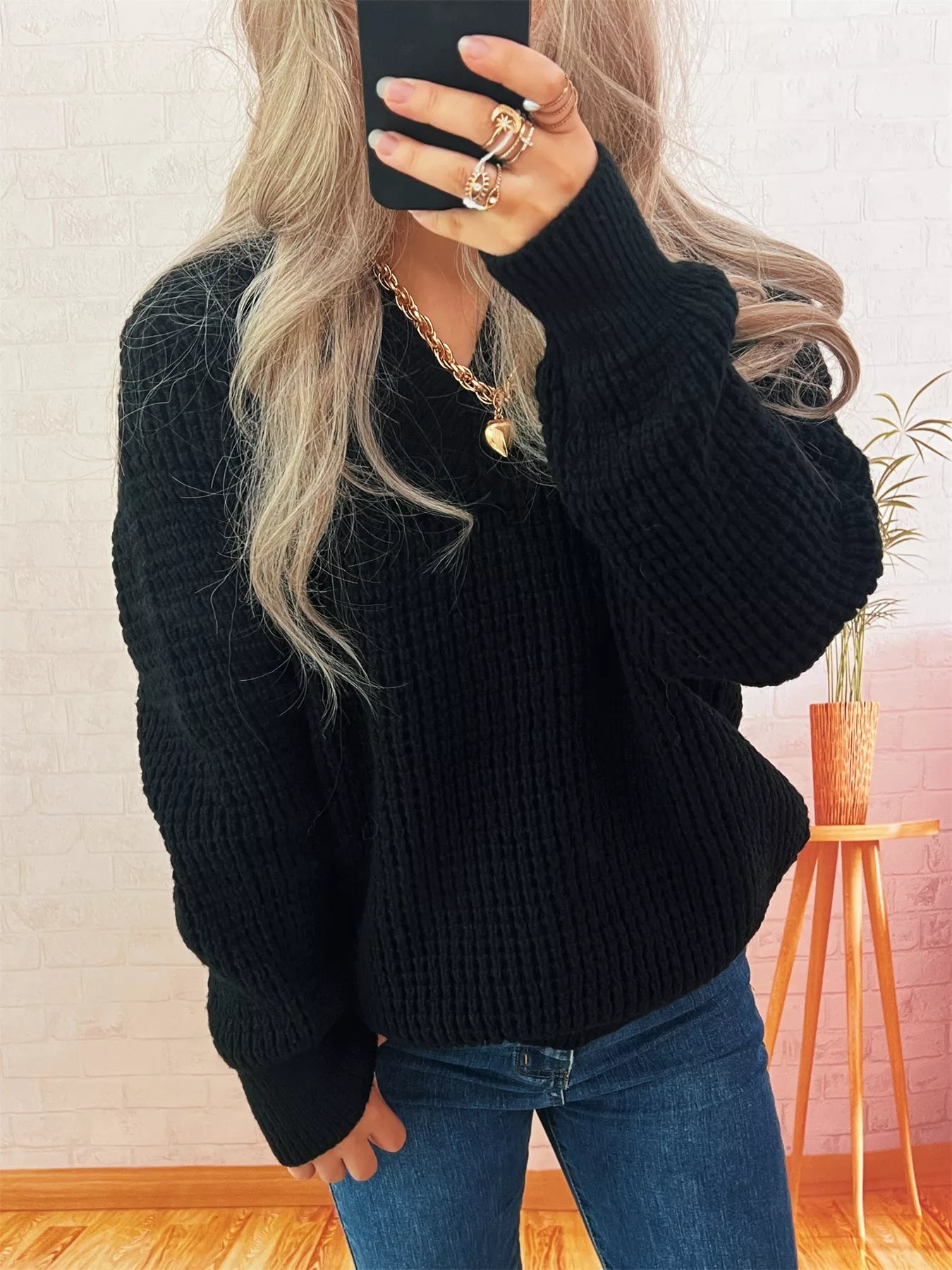 Sarah Express Women's V-Neck Textured Knit Sweater Black One Size