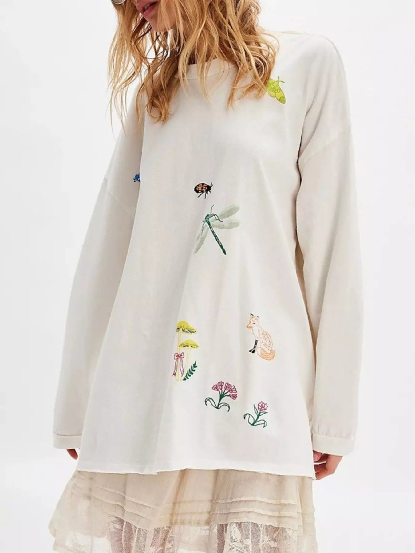 Sarah Express Women's Embroidered Crew Neck Long Sleeve Sweatshirt