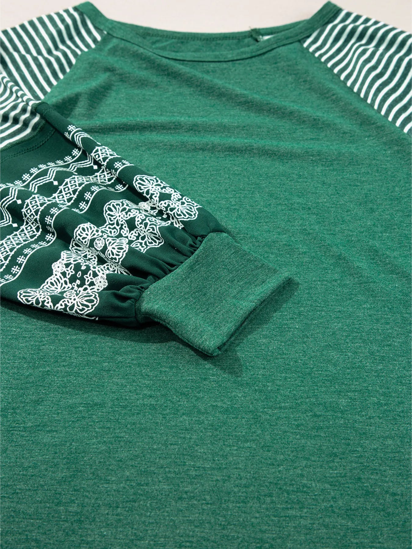 Sarah Express Women's Contrast Print Striped Raglan Long Sleeve Loose Top