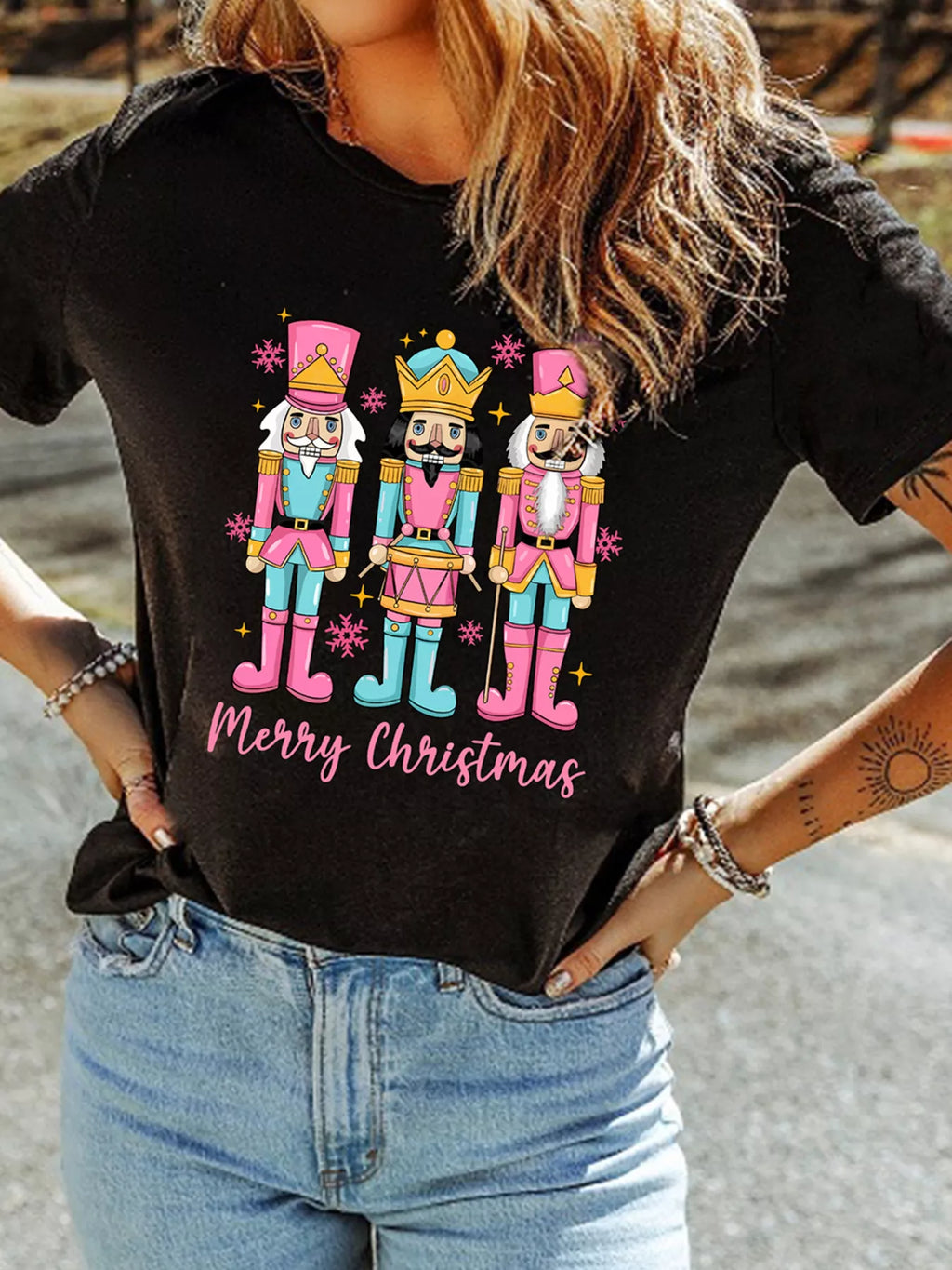 Sarah Express Women's Merry Christmas Nutcracker Doll Printed T-Shirt Black