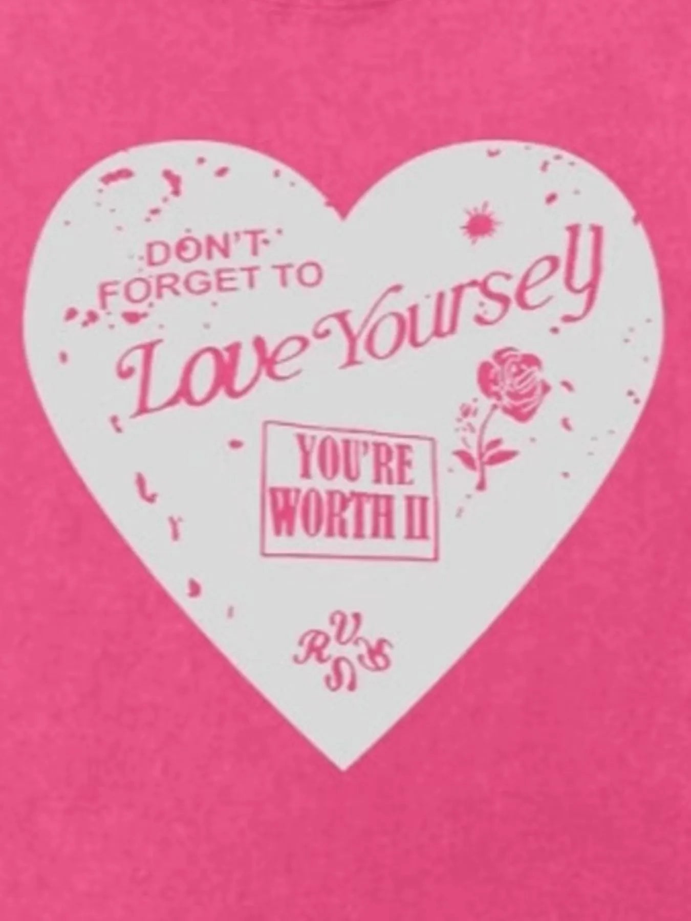 Sarah Express Women's Heart Round Neck Short Sleeve T-Shirt - Oversized Washed Cotton Tee