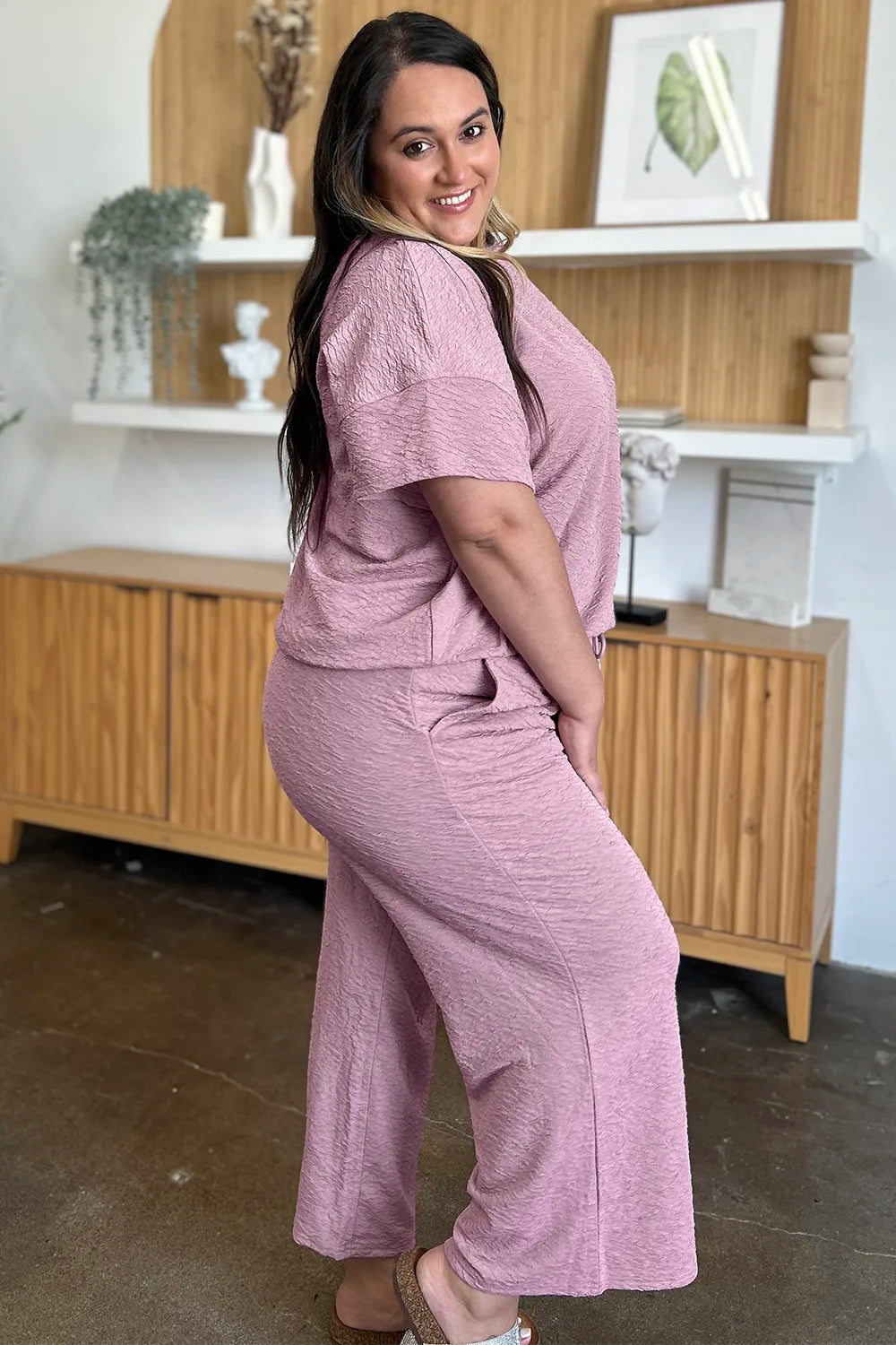 Sarah Express Women's Textured Short Sleeve Top and Pants Set - Two Piece Outfit