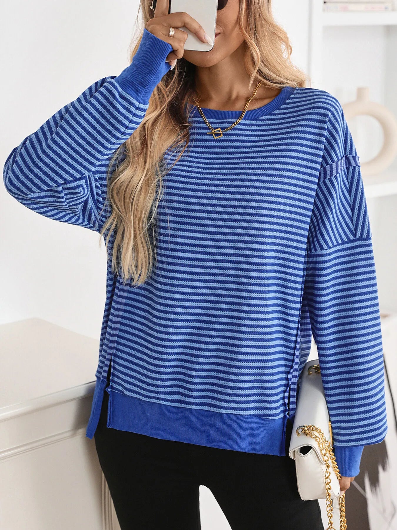 Sarah Express Women's Exposed Seam Striped Contrast Sweatshirt