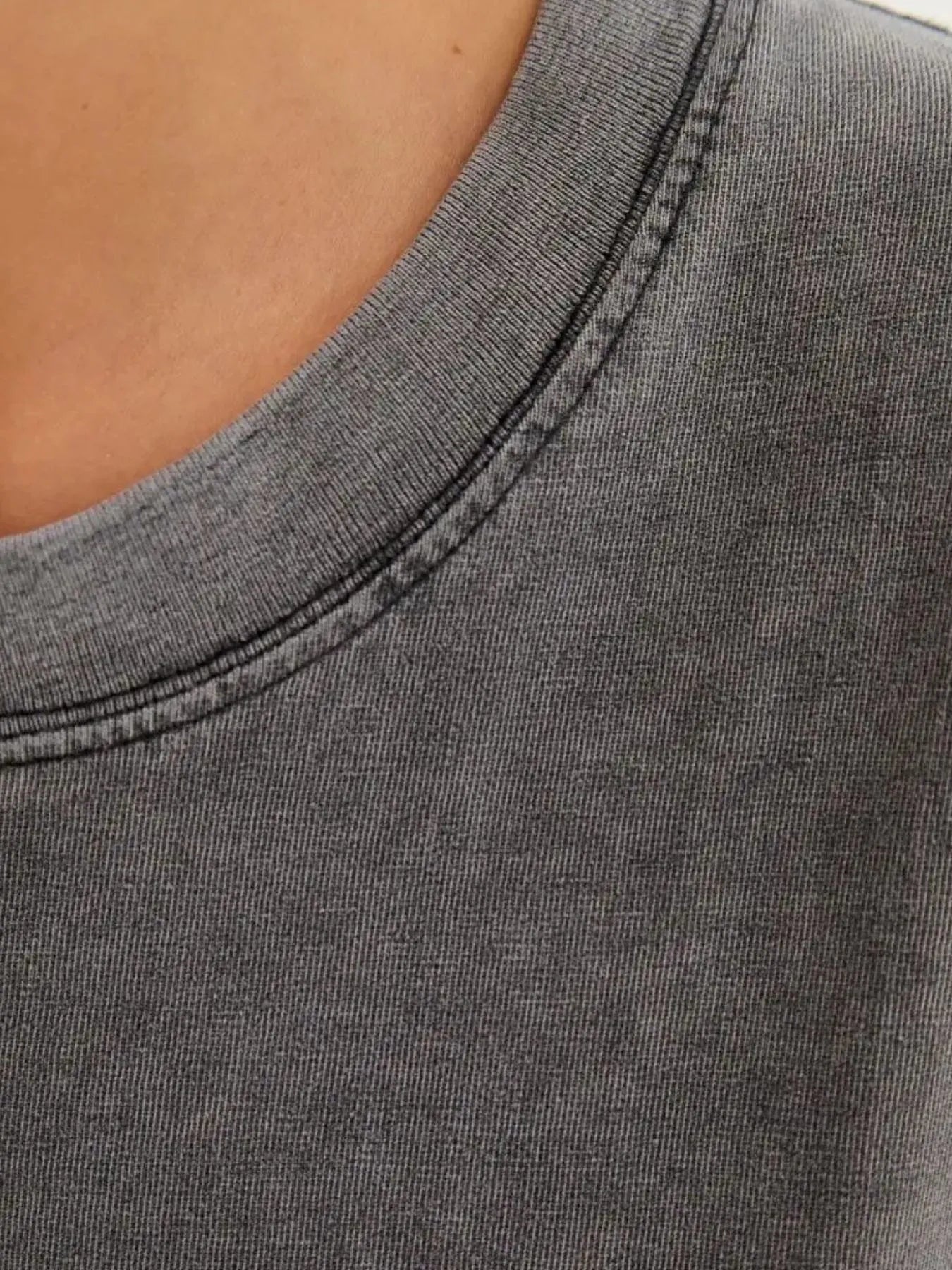 Sarah Express Women's Round Neck Short Sleeve T-Shirt - Oversized Basic Tee