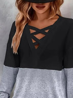 Sarah Express Women's Crisscross V-Neck Color Block Long Sleeve T-Shirt