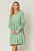 Sarah Express Women’s Plus Size V-Neck Balloon Sleeve Tiered Dress

