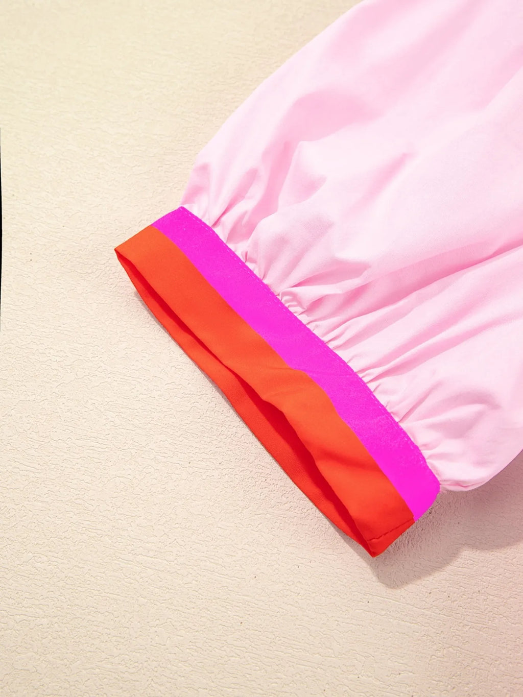 Sarah Express Women's Contrast Trim Notched Short Sleeve Blouse