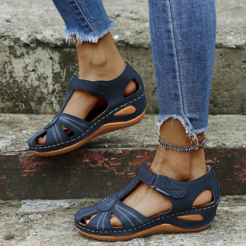 Sarah Express Cutout Round-Toe Velcro Beach Sandals Blue