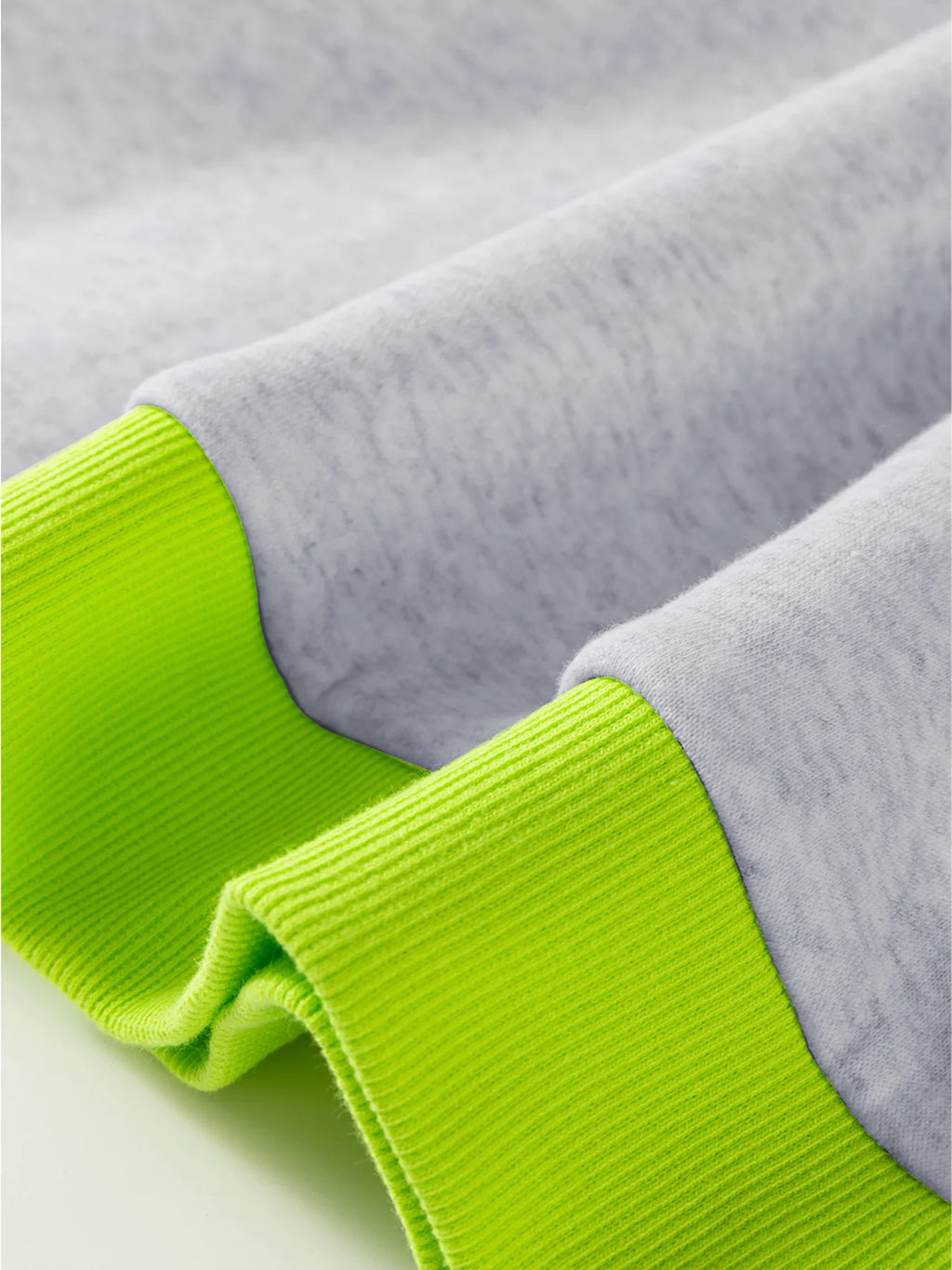 Sarah Express Women's Contrast Trim Oversized Sweatshirt