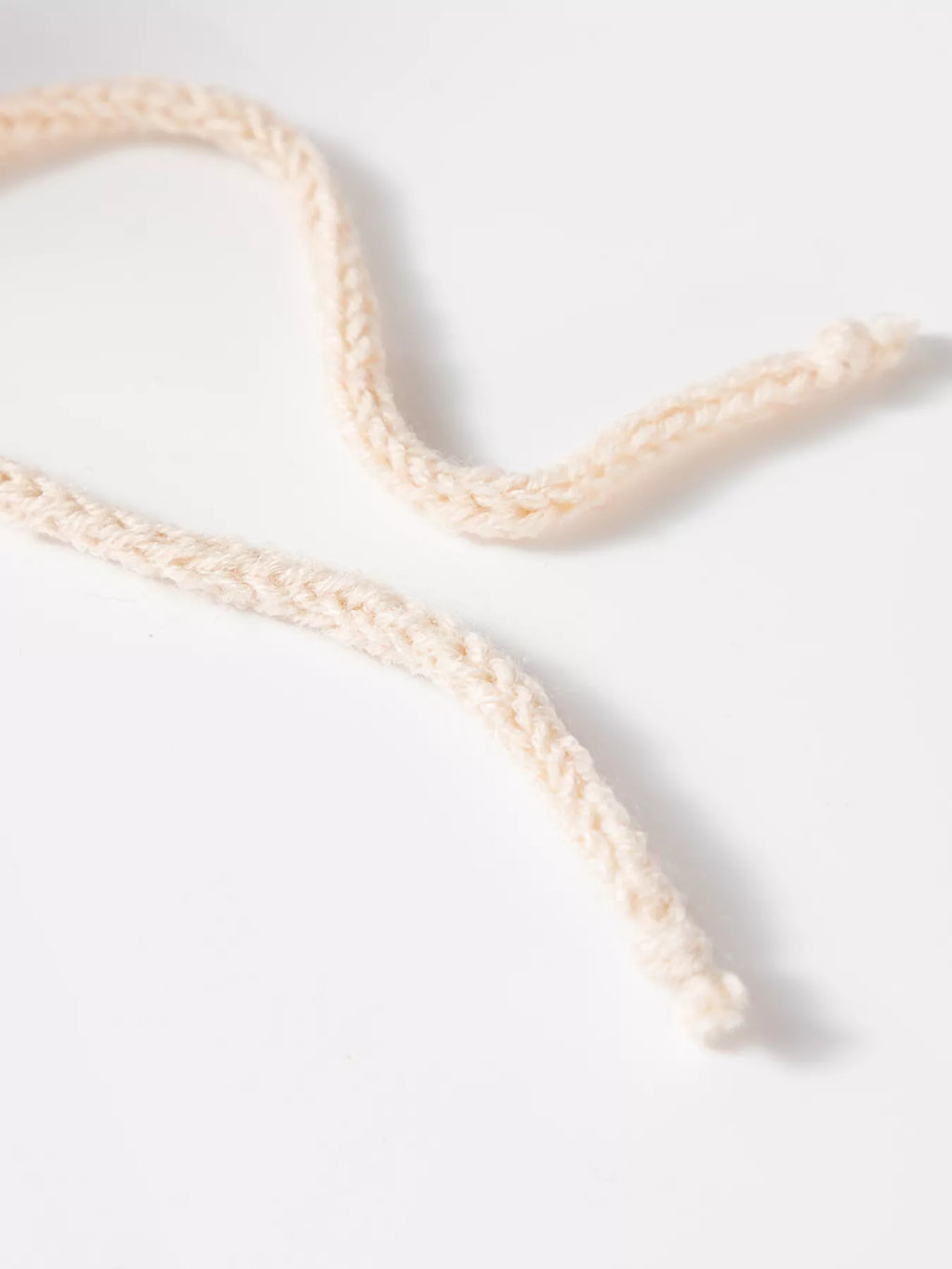 Sarah Express Women's Contrast Trim Cable-Knit Drawstring Hooded Sweater