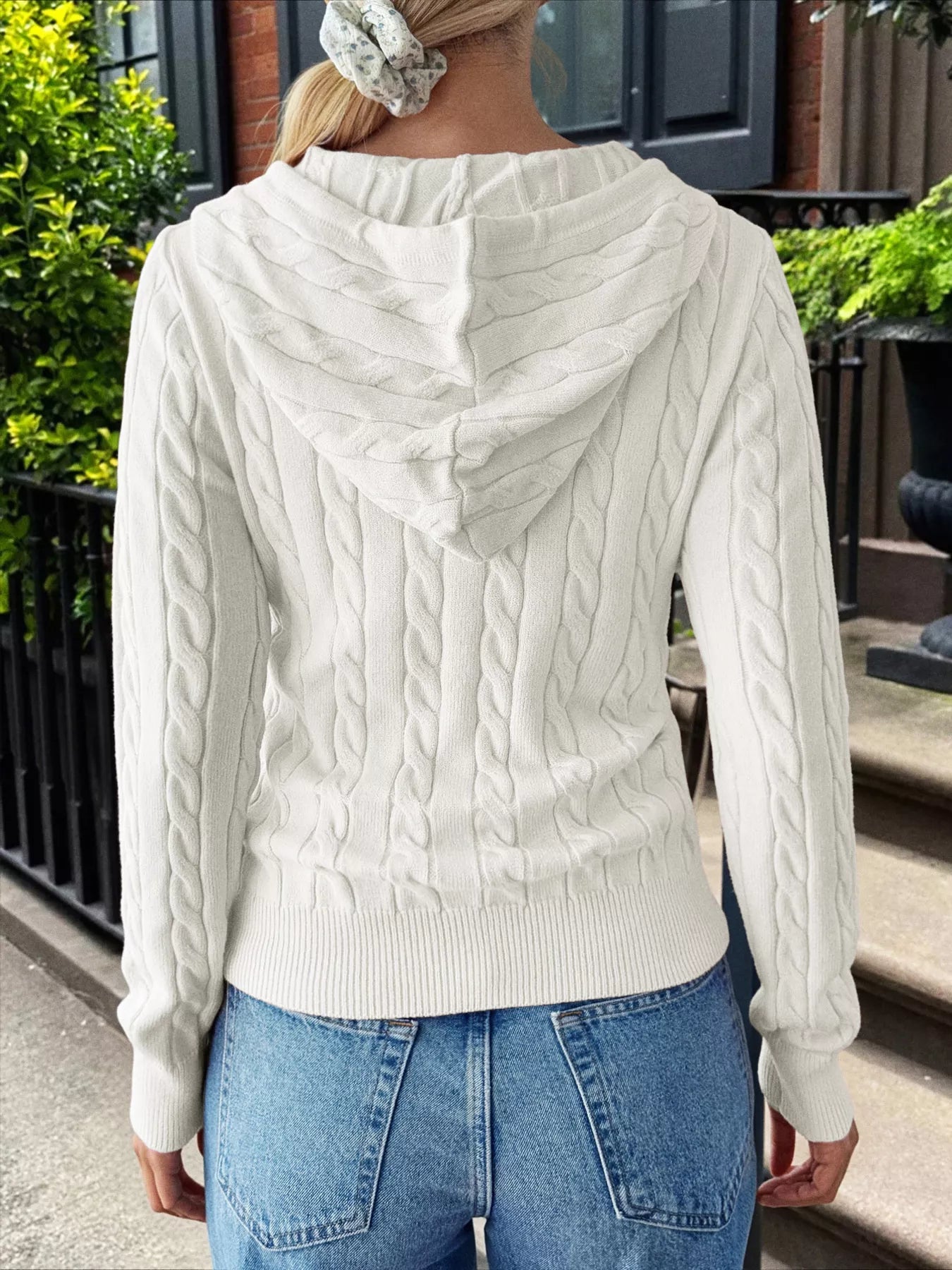 Sarah Express Women's Cozy Cable-Knit Zip-Up Cardigan