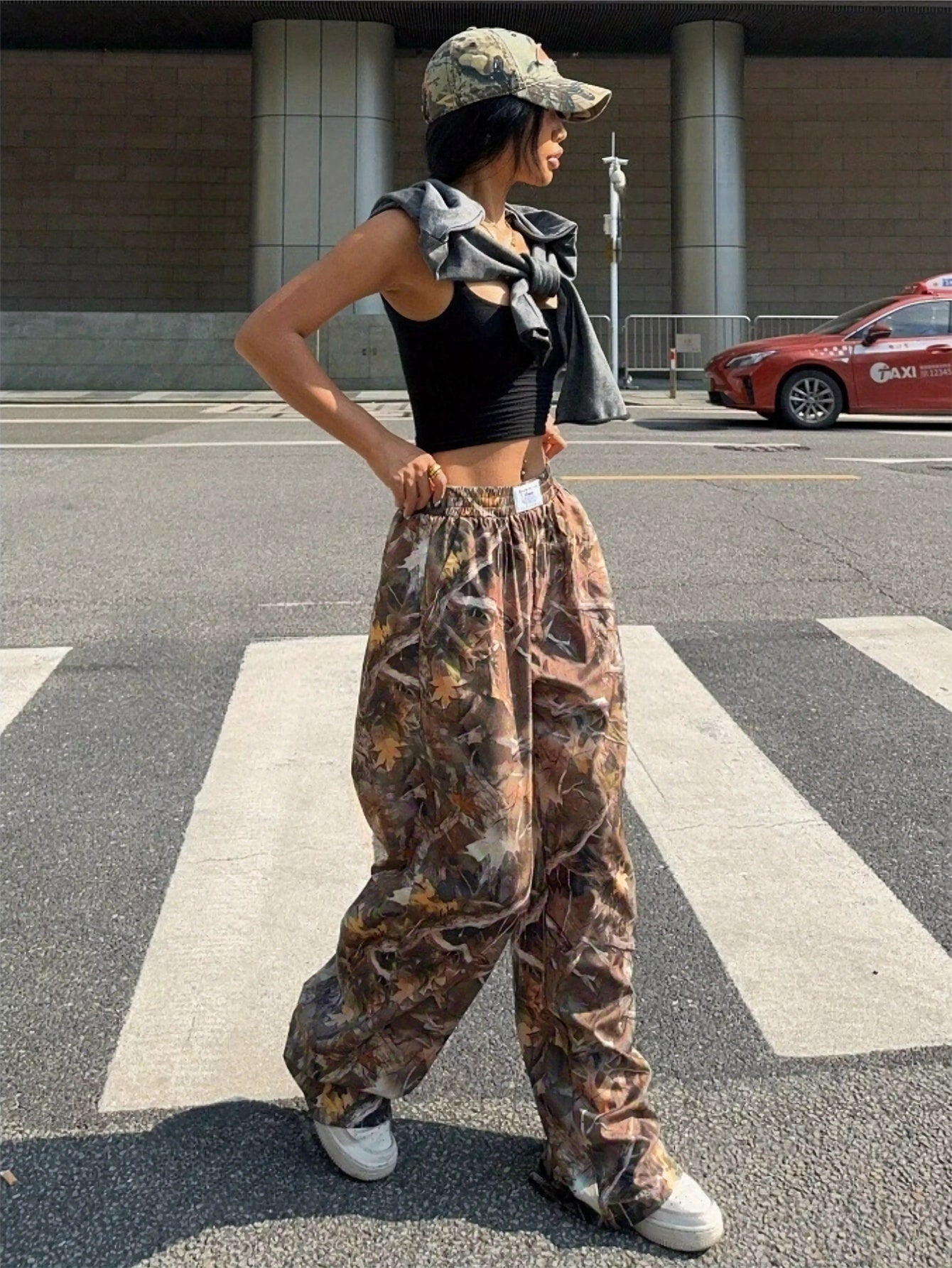 Women's Camo Cargo Pants Y2K - High Waist Baggy Multi-Pocket Hip-Hop Street Style