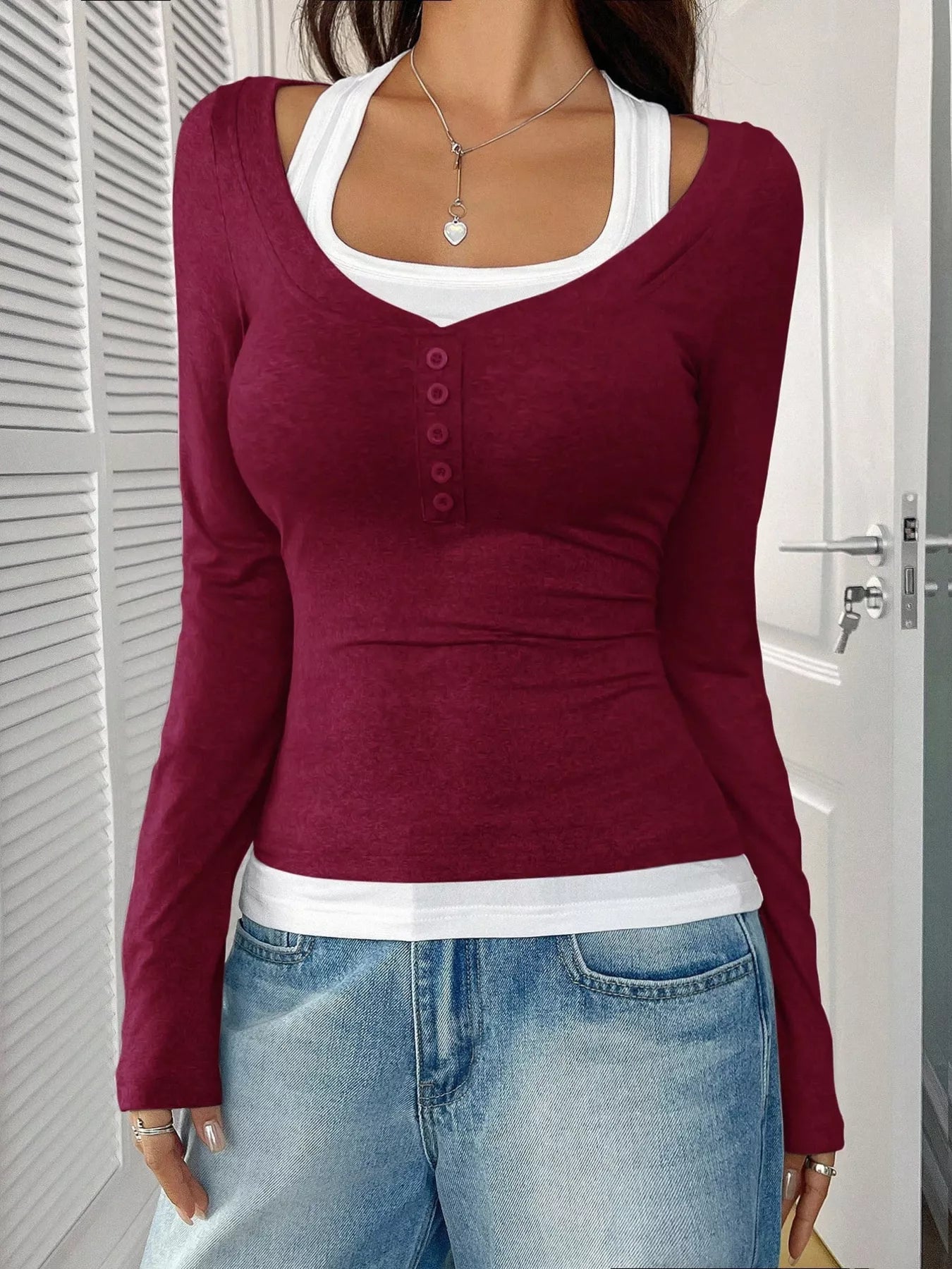 Sarah Express Women's Scoop Neck Long Sleeve Fake Two-Piece T-Shirt Deep Red