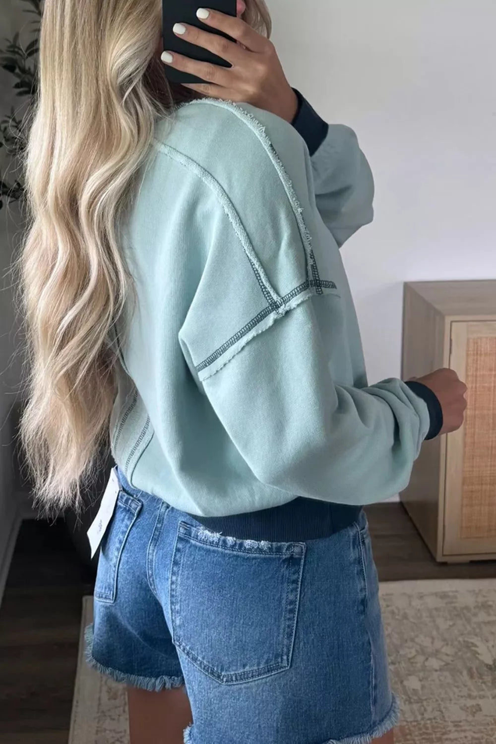 Sarah Express Women's Exposed Seam Cropped Sweatshirt