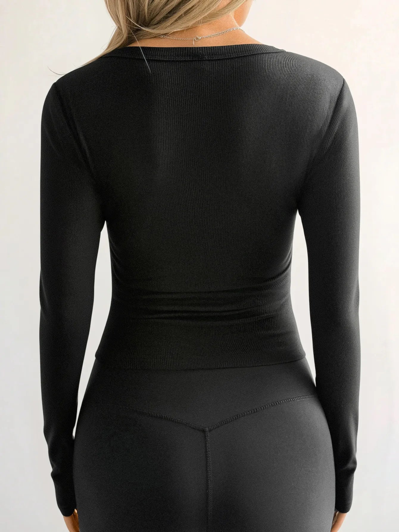 Sarah Express Women's Ribbed V-Neck Long Sleeve T-Shirt