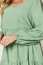 Sarah Express Women’s Plus Size V-Neck Balloon Sleeve Tiered Dress
