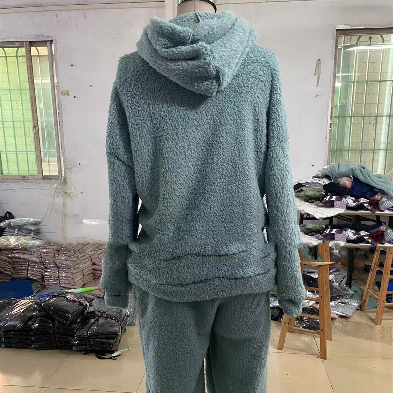Women's Fleece-Lined Hooded Sweatshirt and Pants Two-Piece Cozy Lounge Set