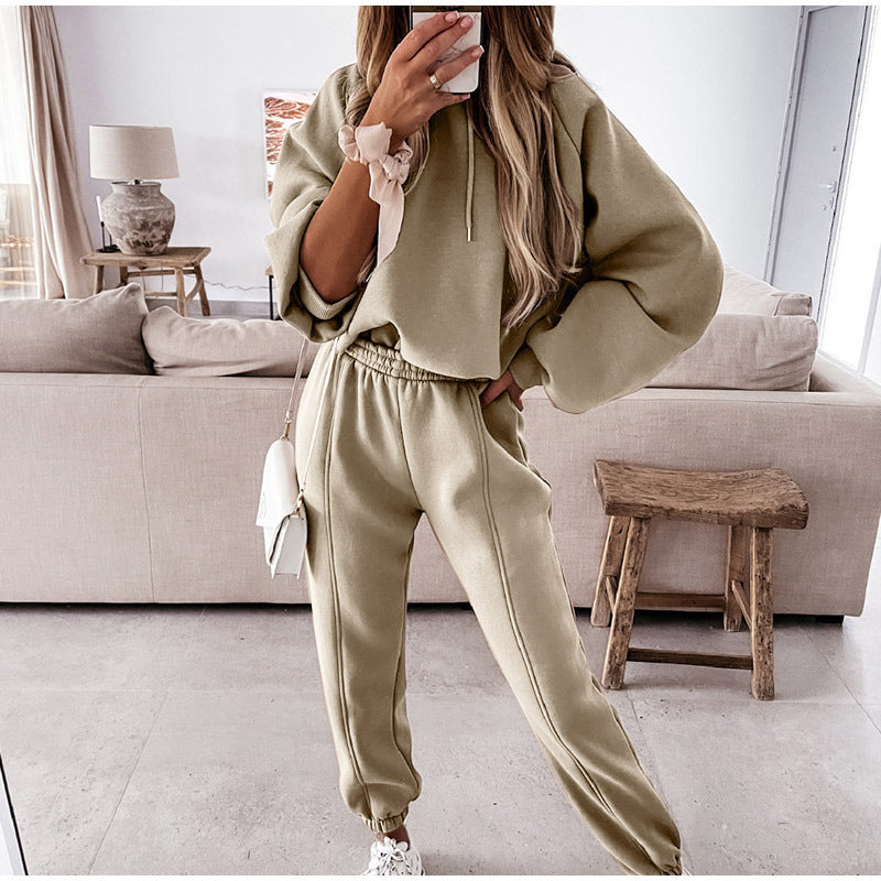Women's Two-Piece Sweatsuit Set Fleece Top Straight Pants - Casual Athleisure Lounge