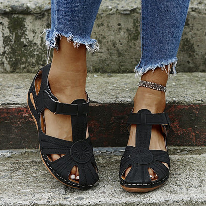 Sarah Express Cutout Round-Toe Velcro Beach Sandals Black