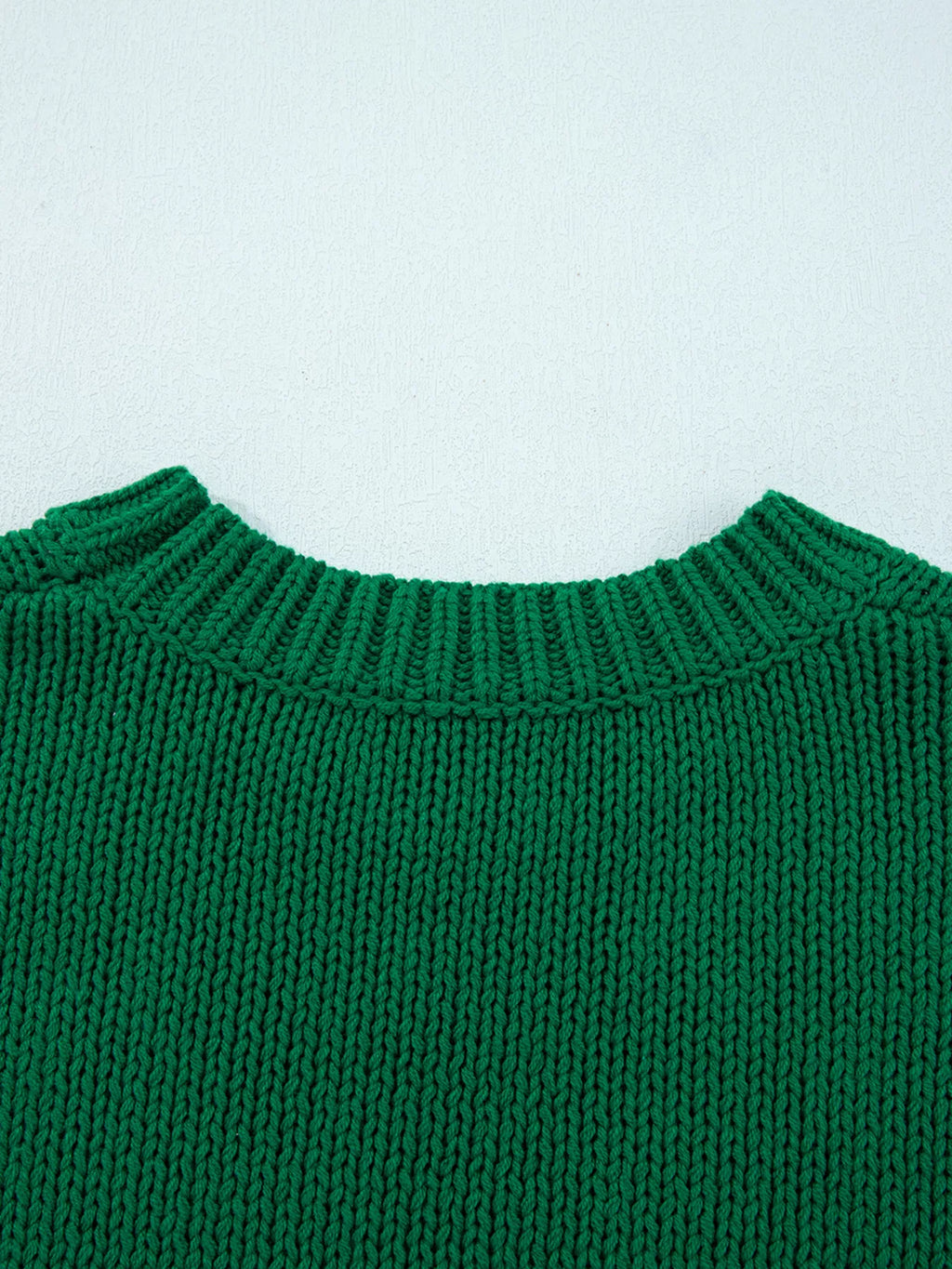 Sarah Express Women's Plaid Bow Graphic Christmas Sweater