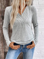 Sarah Express Women's Ribbed V-Neck Long Sleeve Knit T-Shirt Grey