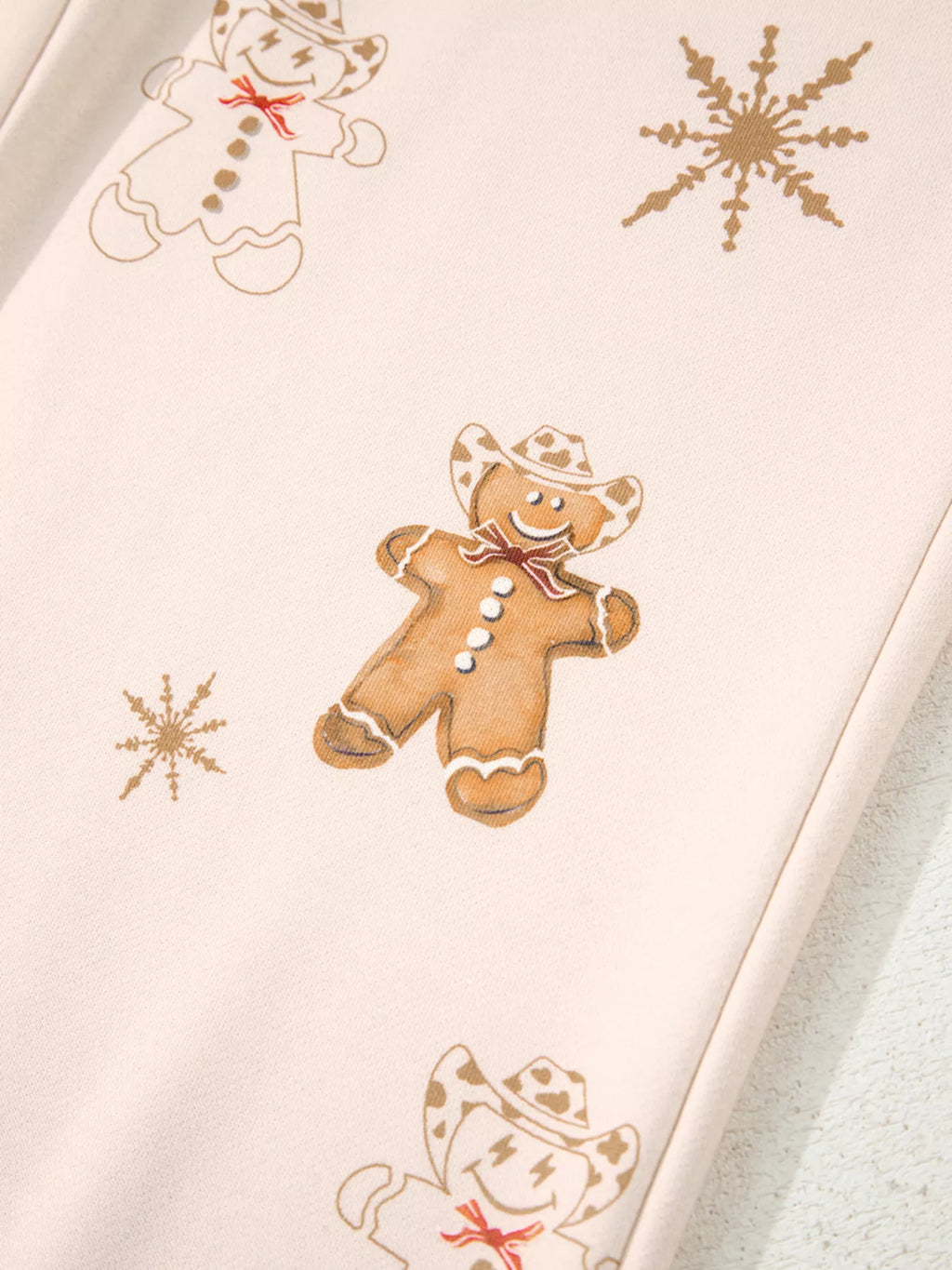 Sarah Express Women's Gingerbread Bakery Christmas Pajama Set - Long Sleeve Top and Pants