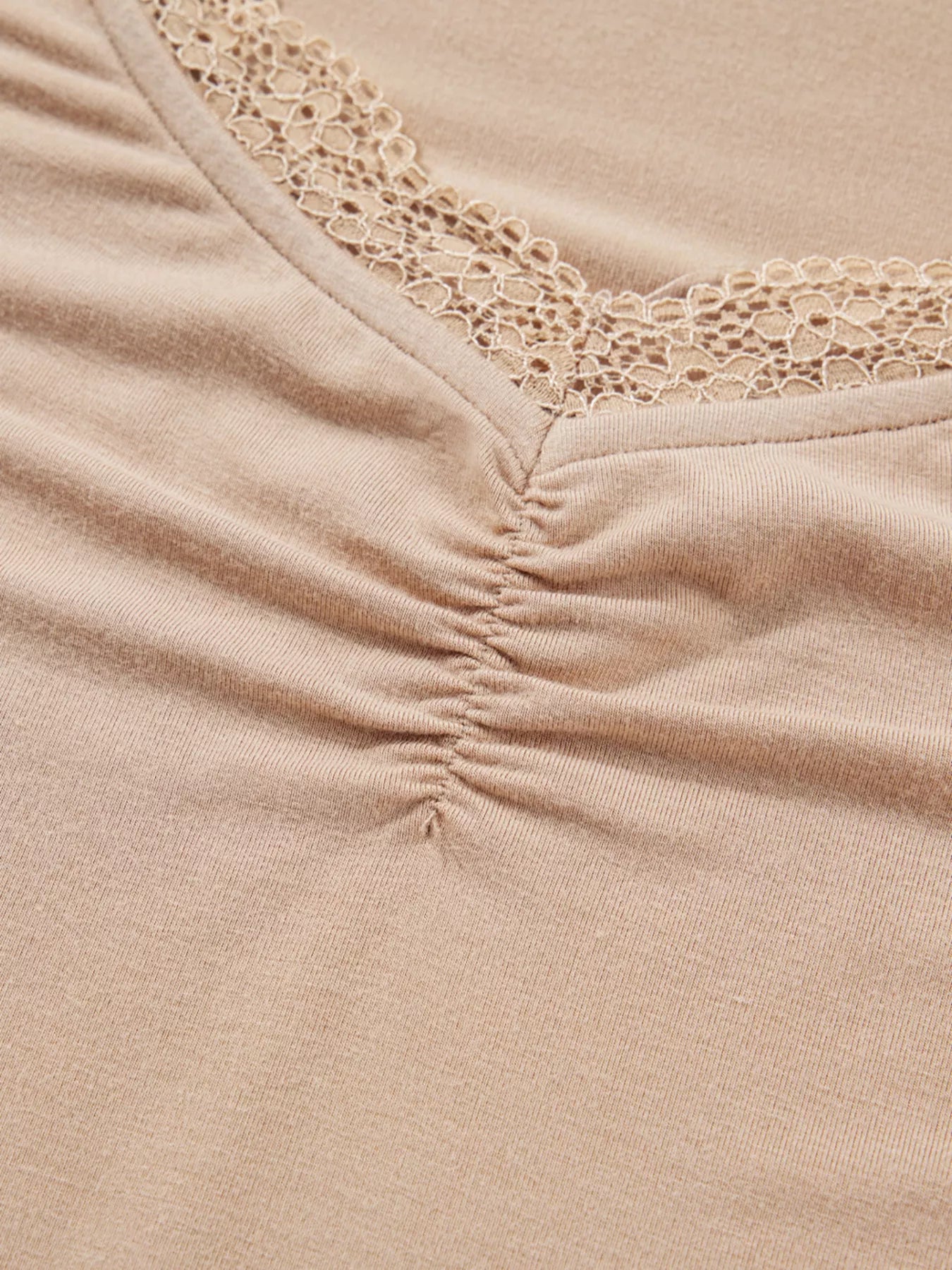 Sarah Express Women's Lace-Trimmed Ruched Detail Long Sleeve T-Shirt