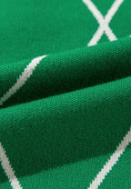 Sarah Express Women's Diamond Pattern Contrast Trim Mock Neck Sweater