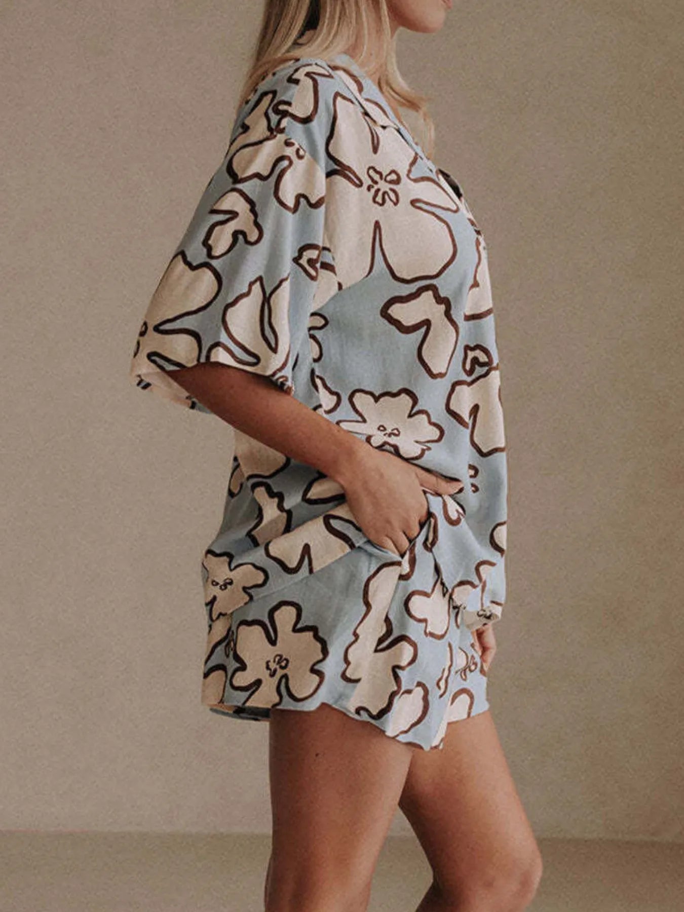 Sarah Express Women's Printed Button Up Shirt and Shorts Set - Two Piece Summer Outfit