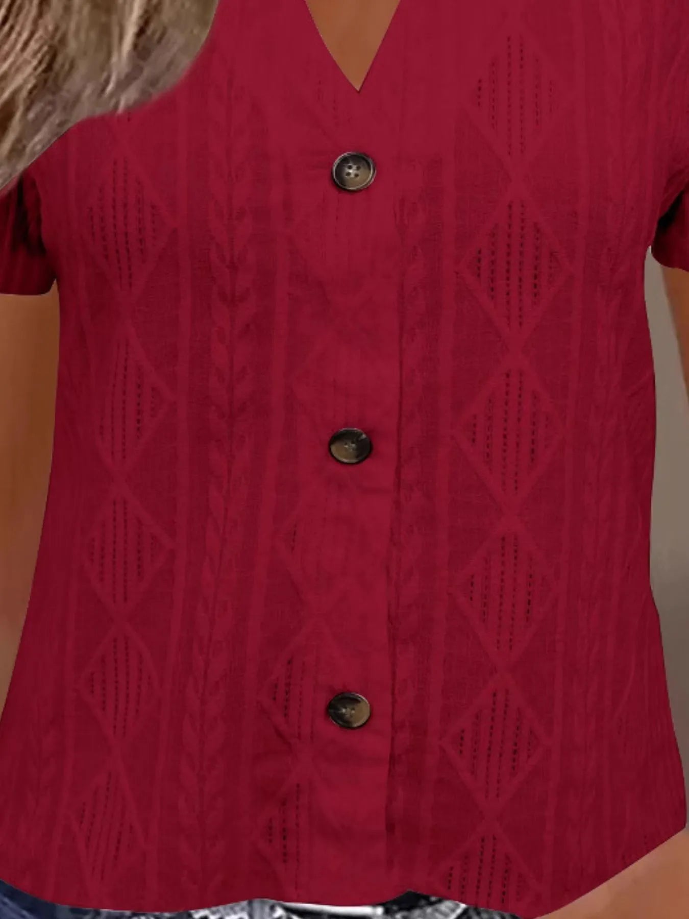 Sarah Express Women's Textured Notched Short Sleeve Blouse