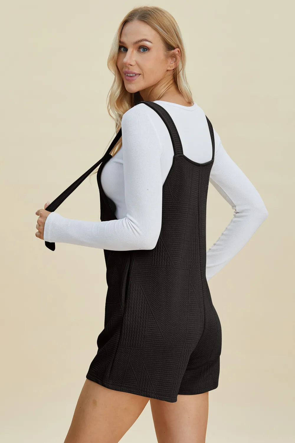 Sarah Express Women’s Plus Size Textured Sleeveless Romper Casual