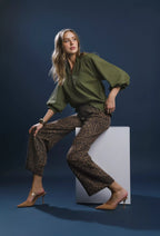 Sarah Express Women’s Plus Size Textured Notched Balloon Sleeve Blouse
