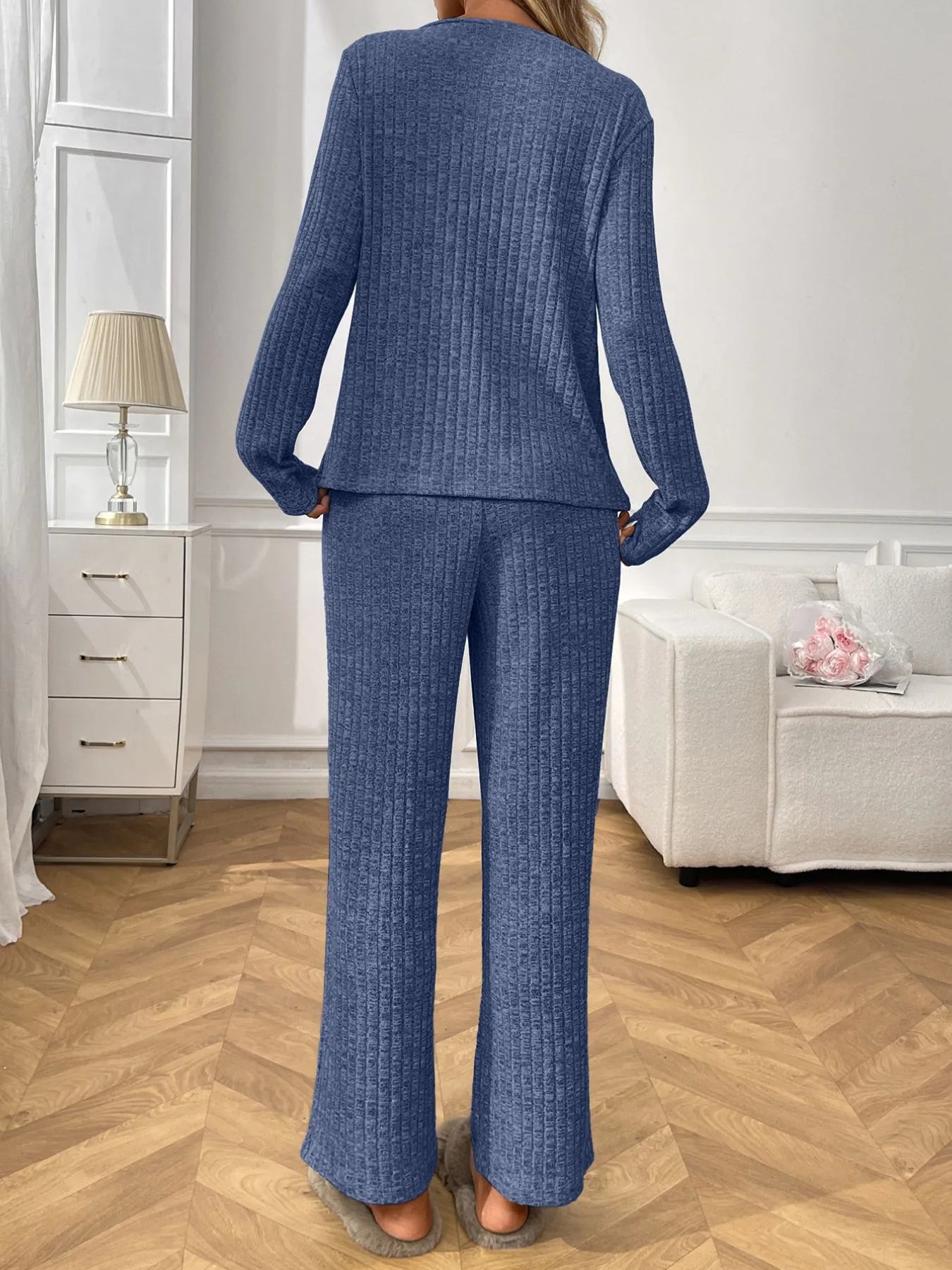 Sarah Express Women's Ribbed Long Sleeve Top and Pants Lounge Set